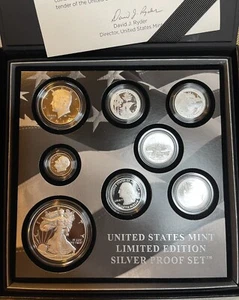 2018 Limited Edition Silver Proof Set - 8 Coin w/ Box & COA And Sleeve - Picture 1 of 3