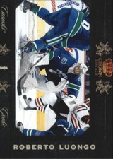 2010-11 Crown Royale In Harm's Way #3 Roberto Luongo - NM-MT