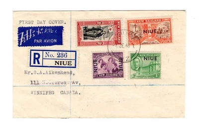 H647 New Zealand / Niue 1946 Peace Issue - Registered FDC Cover to Canada - Image 1 of 2
