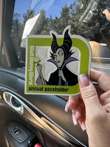 2025 Walt Disney World Jahreskartenhalter AP Malefiz Magnet - Bild 1 von 2