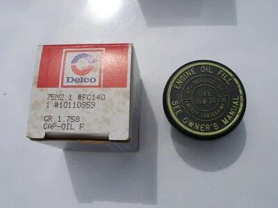Nuevo de Lote Antiguo Delco FC140 10110859 Tapa de Llenado de Aceite GM 1985-1990 Chevrolet Truck Foto 1 de 3