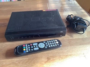 Sky HD Media Receiver Model PR-HD3000C, schwarz - Bild 1 von 4