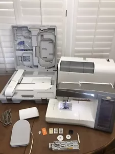 Babylock Ellegante Sewing/Embroidery Quilt Machine BLG w Case - Picture 1 of 12