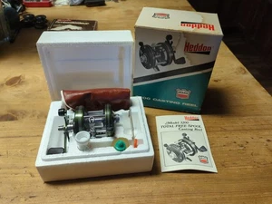 Heddon Mark IV Model 3200 Vintage Bait Casting Reel , Minty In Box W/Paper Xtras - Picture 1 of 9