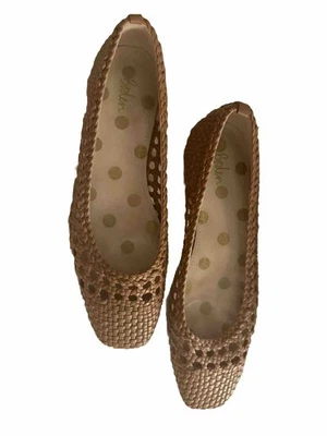 Boden Olive Ballet Plano Tostado Tejido Reino Unido 39 EE. UU. 8,5 Puntera Cuadrada Usado en Excelente Condición $135 Usado Una Vez Foto 1 de 4