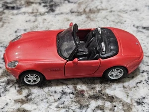 BMW Z8 - 1/38 Maisto Diecast Mode Redl - Picture 1 of 5