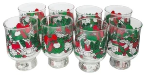 Lote/8 vasos vintage de ponche de huevo de Navidad con patas de acebo, vela y lazo rojo en corona - Imagen 1 de 7