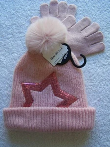BNWT Girl's Pink Knitted Beanie Hat & Gloves Set Size 1-3 - Picture 1 of 1