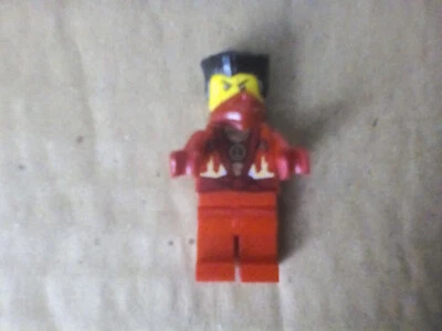 Lego Mini Figura Ninja Rojo con Manos de Pelo Negro Foto 1 de 3