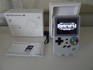 Retrogame RG300 Emulatore Retro Console Portatile NES GB MD SNES ecc - Foto 1 di 9