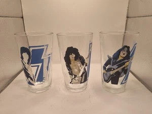 3 KISS logo Pint Glas Great Collector Item Free Shipping - Picture 1 of 7