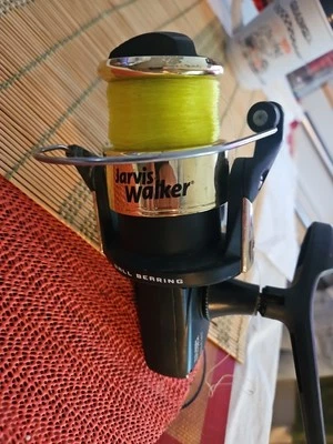 Jarvis Walker Ultra Classic Power 7500 Gold Long Cast Reel - Image 1 of 4