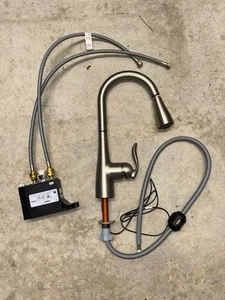 Moen 7622EWSRS - Cia MotionSense Wave Touchless Pulldown Kitchen Faucet - Picture 1 of 7