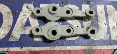 Nudillos de dirección delantera izquierda y derecha Datsun 70-78 240z 260z 280z OEM Foto 1 de 2