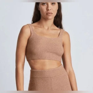NWT Everlane Women’s Wool Blend Crop Tank Top Ribbed Camel Brown/Tan Size M - Picture 1 of 9