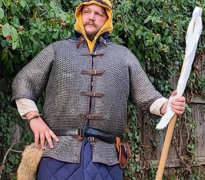 Cota de malla medieval del siglo XV Hauberk, camisa de cota de malla, abierta desde el frente SCA Foto 1 de 3