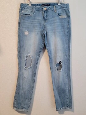 Pantalones de mezclilla Amatista para mujer talla 13 regular ajustados desgastados parche tiro medio Foto 1 de 4