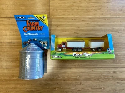 ERTL Farm Lot  Farm Country Bin of 30  Animals And Grain Truck With Pup 1/64 - Image 1 of 4