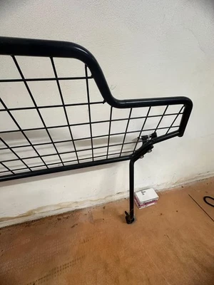 Kofferraumgitter Subaru Forester 2016-2023 neuwertig Laderaumgitter Hund - Bild 1 von 3