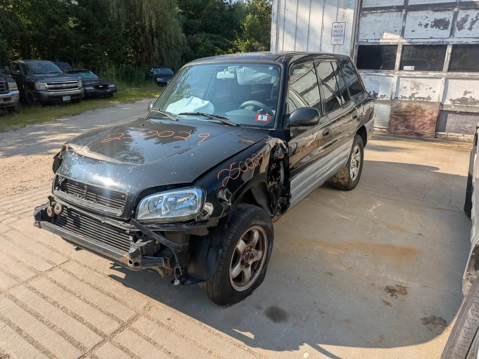 Alternator Fits 98-00 RAV4 179107 Foto 1 de 4