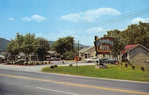 Postcard TN: Lockmiller's Motel, Chattanooga, Tennessee 1969 - Picture 1 of 2
