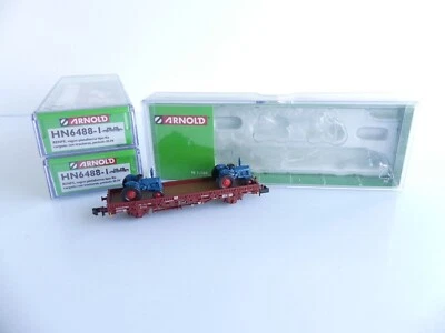 ARNOLD HN6488-1 / 3 WAGONS PLAT RENFE + 2 TRACTEURS - Imagen 1 de 4