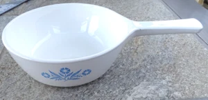 Corning Ware Padella per salsa blu fiordaliso P-81-B 1 pinta con manico/forno senza coperchio - Foto 1 di 7