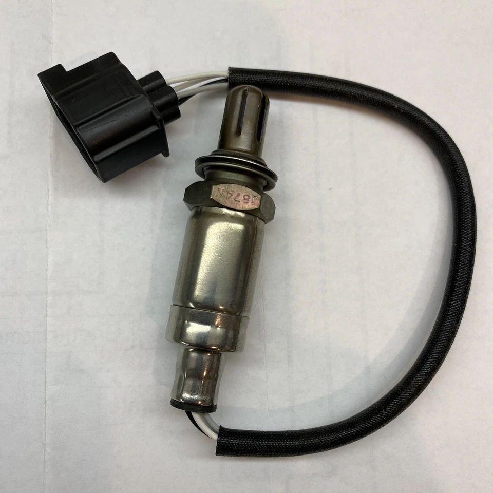 Sensor de oxígeno CARQUEST CX13664 para Wrangler, Dakota, Durango, Ram 1500, 2500 Foto 1 de 4