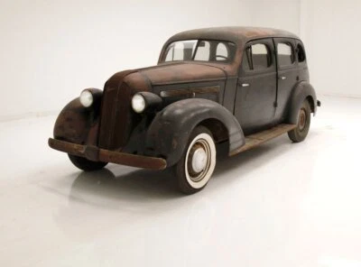 4-дверный седан 1935 Pontiac Master Series 6 - Изображение 1 из 4