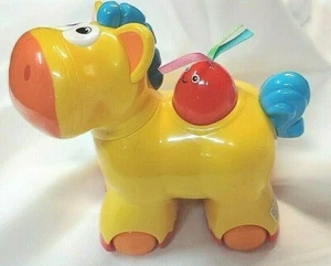 RARE VINTAGE TOYS R US INFANT TODDLER MUSICAL PONY WITH MOVING HEAD AND ROLLEN - Bild 1 von 8