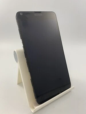 Microsoft Lumia 640 Black Tesco Network Windows Smartphone Cracked Incomplete - Image 1 of 4