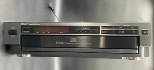RCA 120-131 5-Disc CD Changer - Vintage 1991m- NOT WORKING FOR PARTS / REPAIRS - Picture 1 of 7