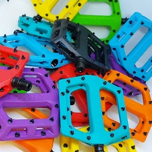 DMR V11 Pedals 9/16" Flat / Platform Enduro Trail Am MTB Mountain Bike NEW - Picture 1 of 90