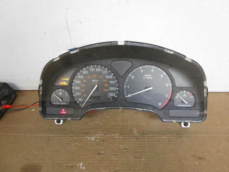 00 01 Saturn SC1 conjunto de instrumentos velocímetro 167K milhas 2000 2001 21025091 - Imagem 1 de 4