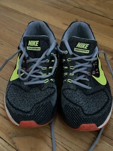 Nike Size 9.5 Zoom Air Structure 18 Running sneakers shoes Men Gray black neon - Picture 1 of 10