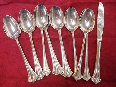 15 件 Embassy Classic by Towle 不锈钢 1 刀和 14 汤勺 9065 — 第 1/4 张图片