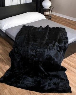 Luxury Rabbit Pelt Fur Throw 100% Real Fur Warm Soft Bedspread Blanket Black - Image 1 of 4