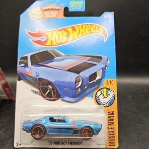 2015 Hot Wheels Then and Now '15 Dodge Challenger SRT NIP - Picture 1 of 2