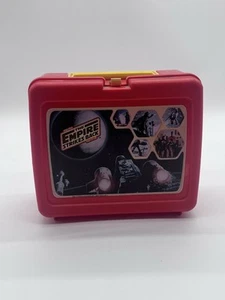 Vintage Star Wars - The Empire Strikes Back' Red Plastic Lunchbox No Thermos - Picture 1 of 10