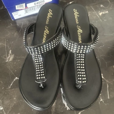 Athena Alexander Cuña Negra Para Mujer Talla 9 Correas Estrás Sin Cordones NUEVO Foto 1 de 4