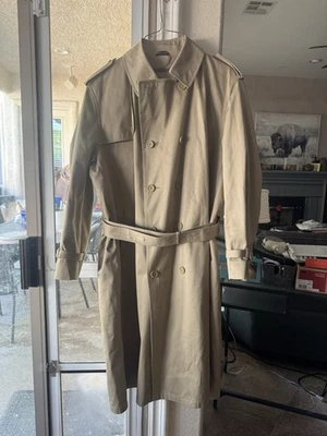 Oleg Cassini Khaki Tan Trench Coat Double Breast Lined (removable) 44R, VGC - Image 1 of 4