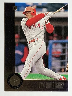 Hoja #151 1996 Iván Rodríguez Foto 1 de 2