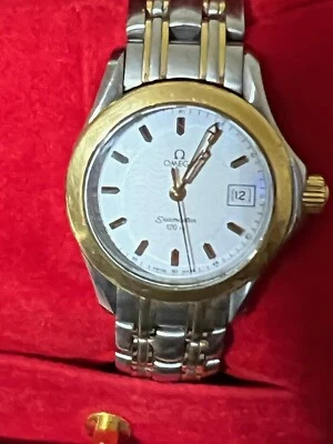 RELOJ OMEGA SEAMASTER para damas, #23812100 dorado y acero inoxidable, usado Foto 1 de 4