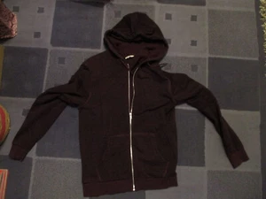 lila Kapuzenjacke mit Reißverschluss, Größe M, c&a - Bild 1 von 3