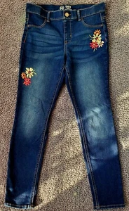 Girls Jegging XL 14-16 Jeans With Embroidered Flowers - Picture 1 of 5