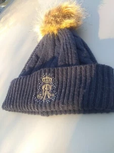 RALPH LAUREN WOMENS WINTER HAT PRE OWNED - Picture 1 of 11