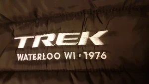 TREK Team-Winterjacke wattiert by Santini Gr.M NEUwertig - Bild 1 von 9