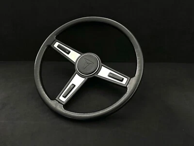 1979-1983 TOYOTA OEM SR-5 HILUX PICKUP TRUCK RESTORED STEERING WHEEL ASSY - image 1 of 4