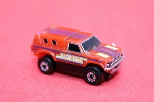 Vintage Micro Machines Toyota Hilux Pickup Micro Lights Red 1989 Galoob Fade Out - Picture 1 of 5