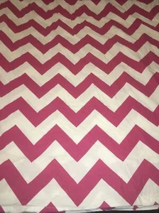 Pottery Barn Teen Chevron Full/Queen Bettbezug Zick-Zack Rosa Weiß Knopfverschluss - Bild 1 von 8